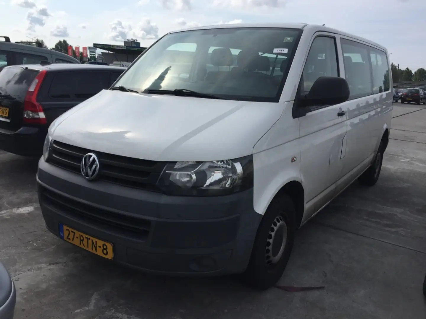 Volkswagen Transporter Kombi 2.0 L2H1 Comfortline bijela - 1