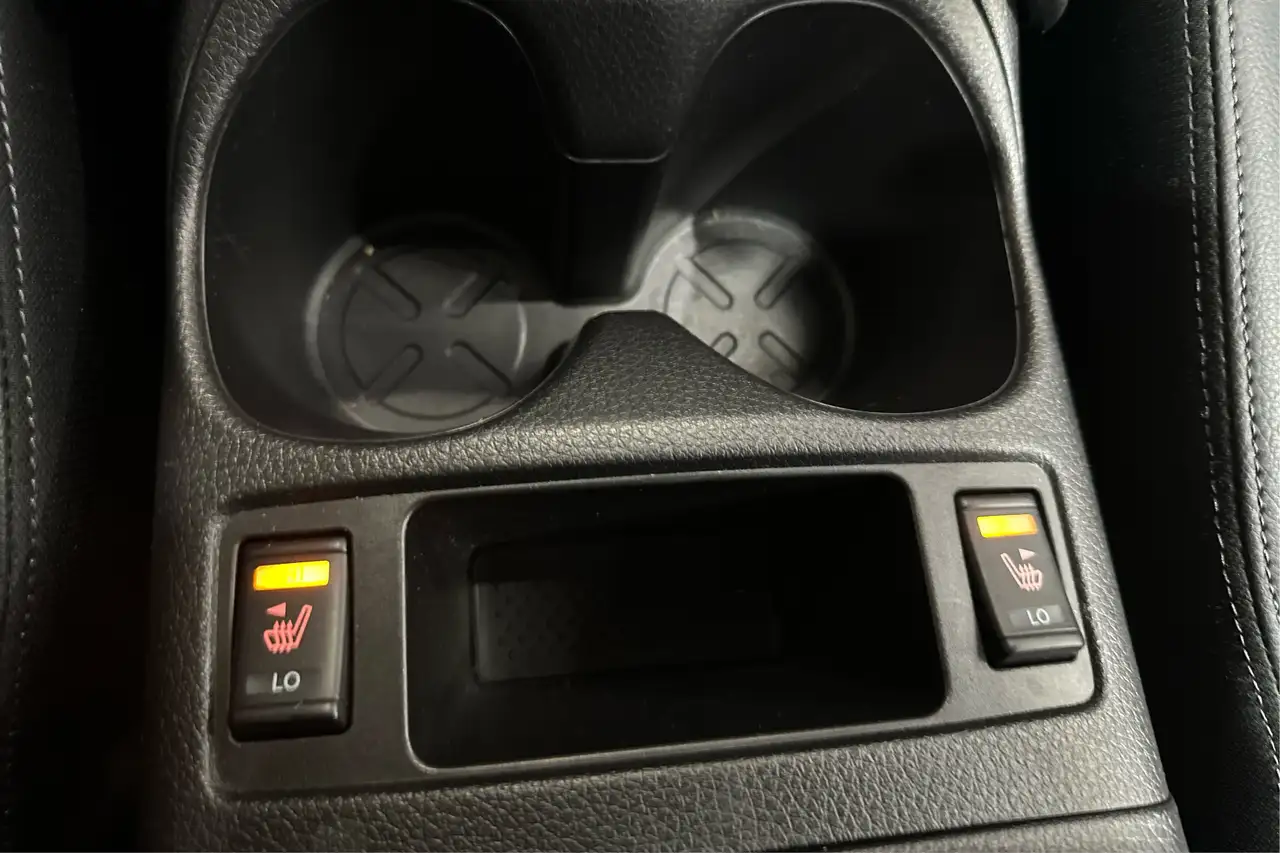 Nissan Qashqai photo Nissan Qashqai