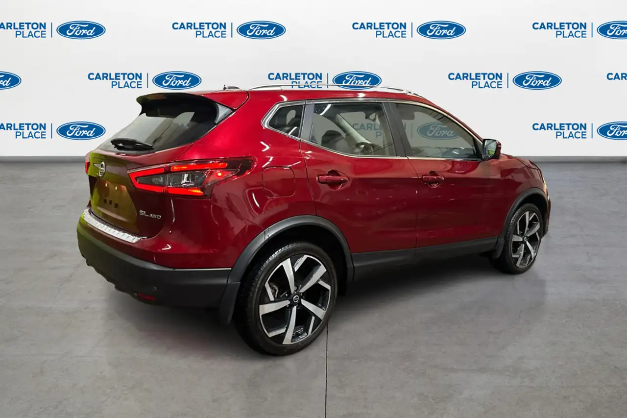 Nissan Qashqai photo Nissan Qashqai
