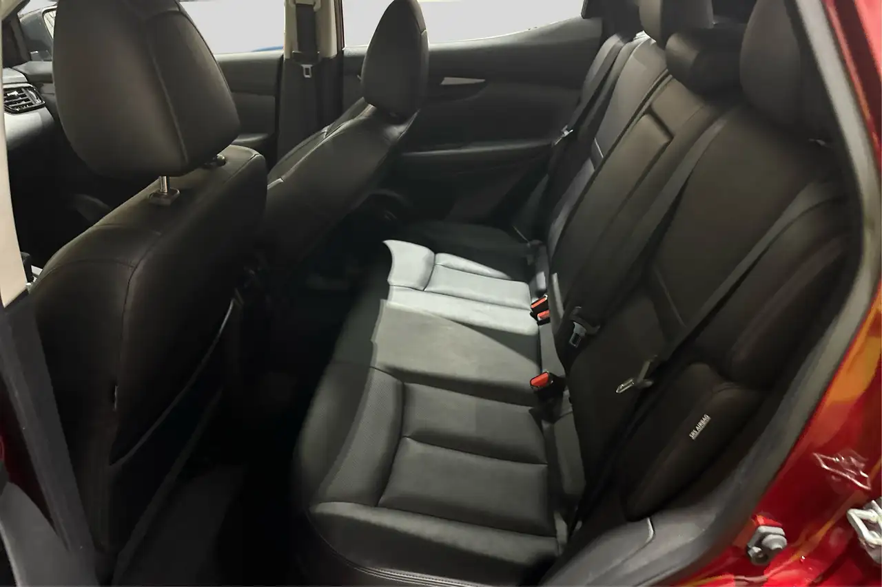 Nissan Qashqai photo Nissan Qashqai