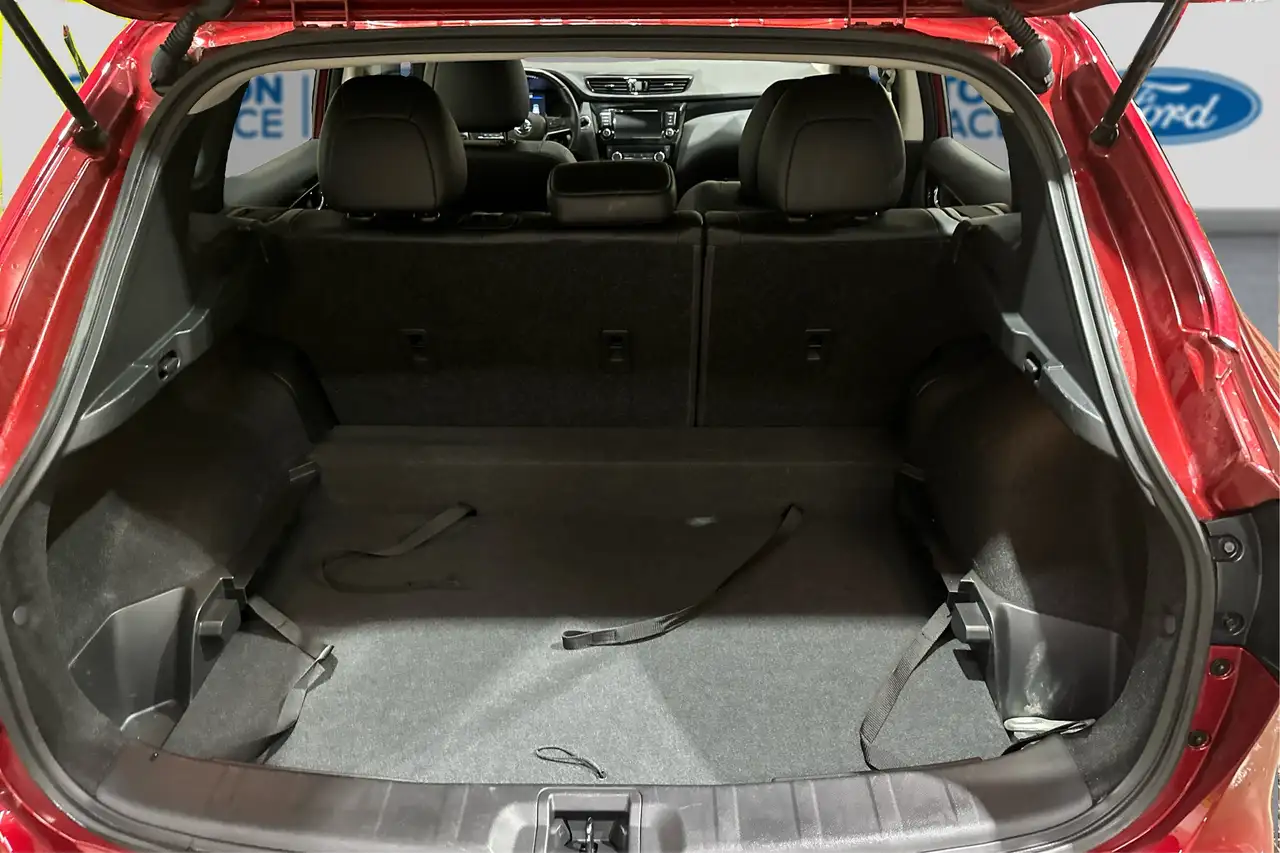 Nissan Qashqai photo Nissan Qashqai