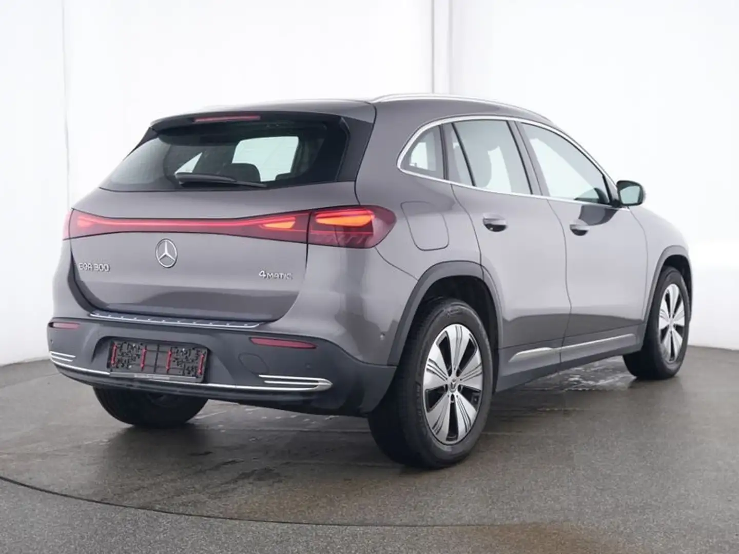 Mercedes-Benz EQA 300 4M Progressive+ANHÄNGERKUPPLUNG+MEMORY+ Grau - 2