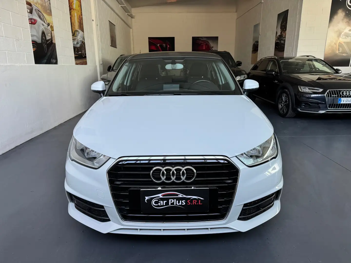 Audi A1 A1 S LINE  Sportback 1.0 tfsi ultra Sport 95cv Bianco - 2