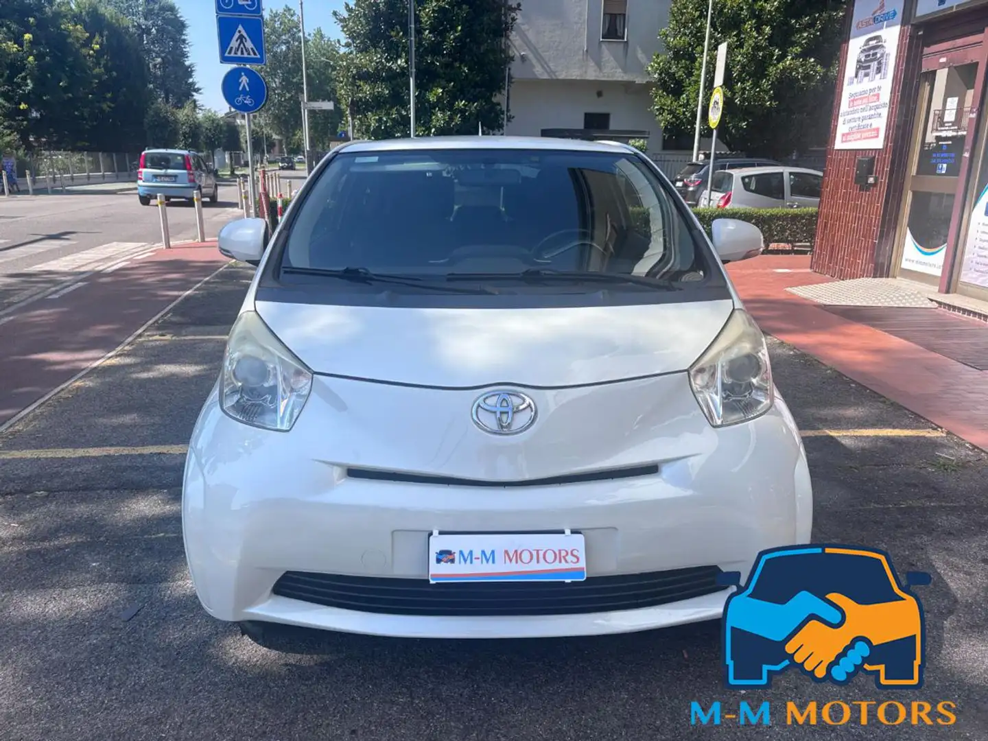 Toyota iQ 1.0 Active Bianco - 2