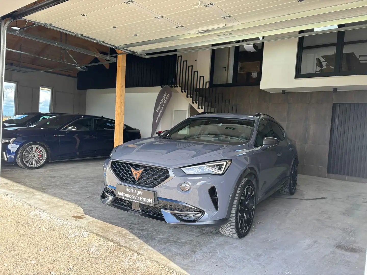 CUPRA Formentor VZ 4Drive*Top*Beats*Brembo*Grau*AHK*Erstbesitz* Grau - 2