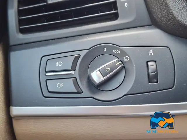 BMW X3 view 21
