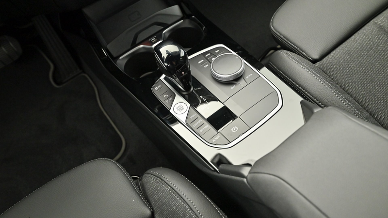 BMW 118 d — photo 7
