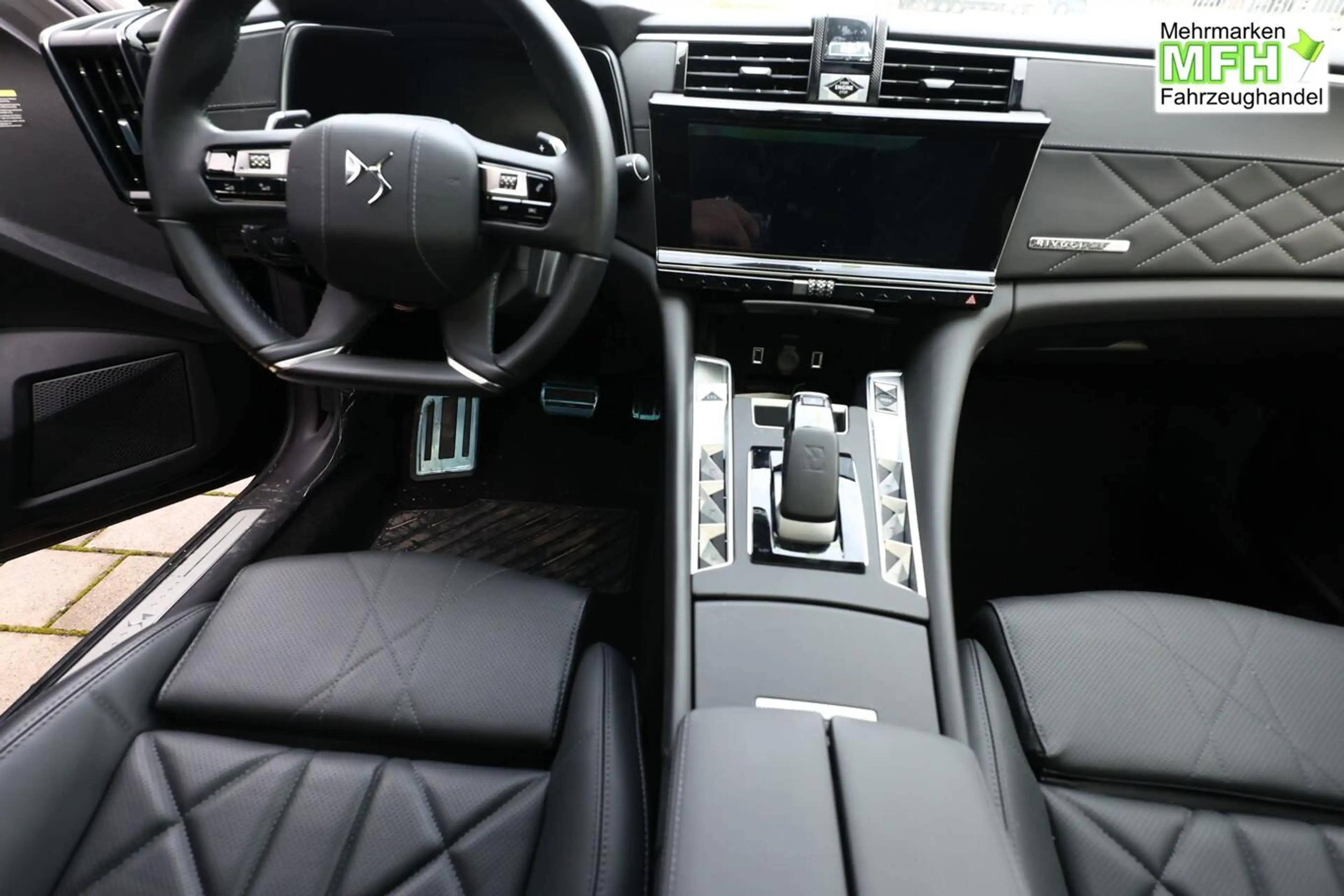 DS Automobiles DS 9 Rivoli + 4x4 Rivoli+ NightV SchiebeD Sitzklima ... — photo 7