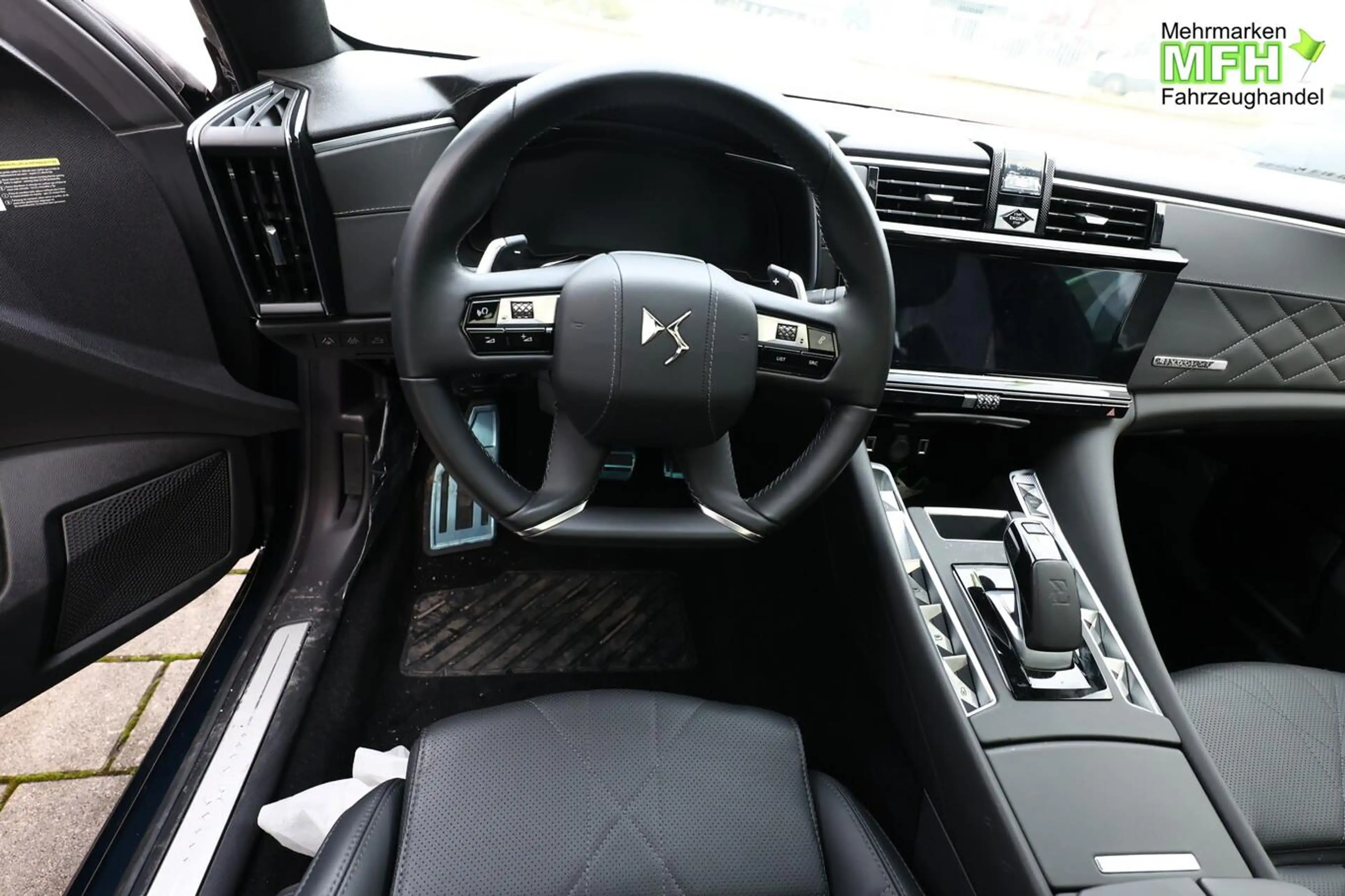 DS Automobiles DS 9 Rivoli + 4x4 Rivoli+ NightV SchiebeD Sitzklima ... — photo 6