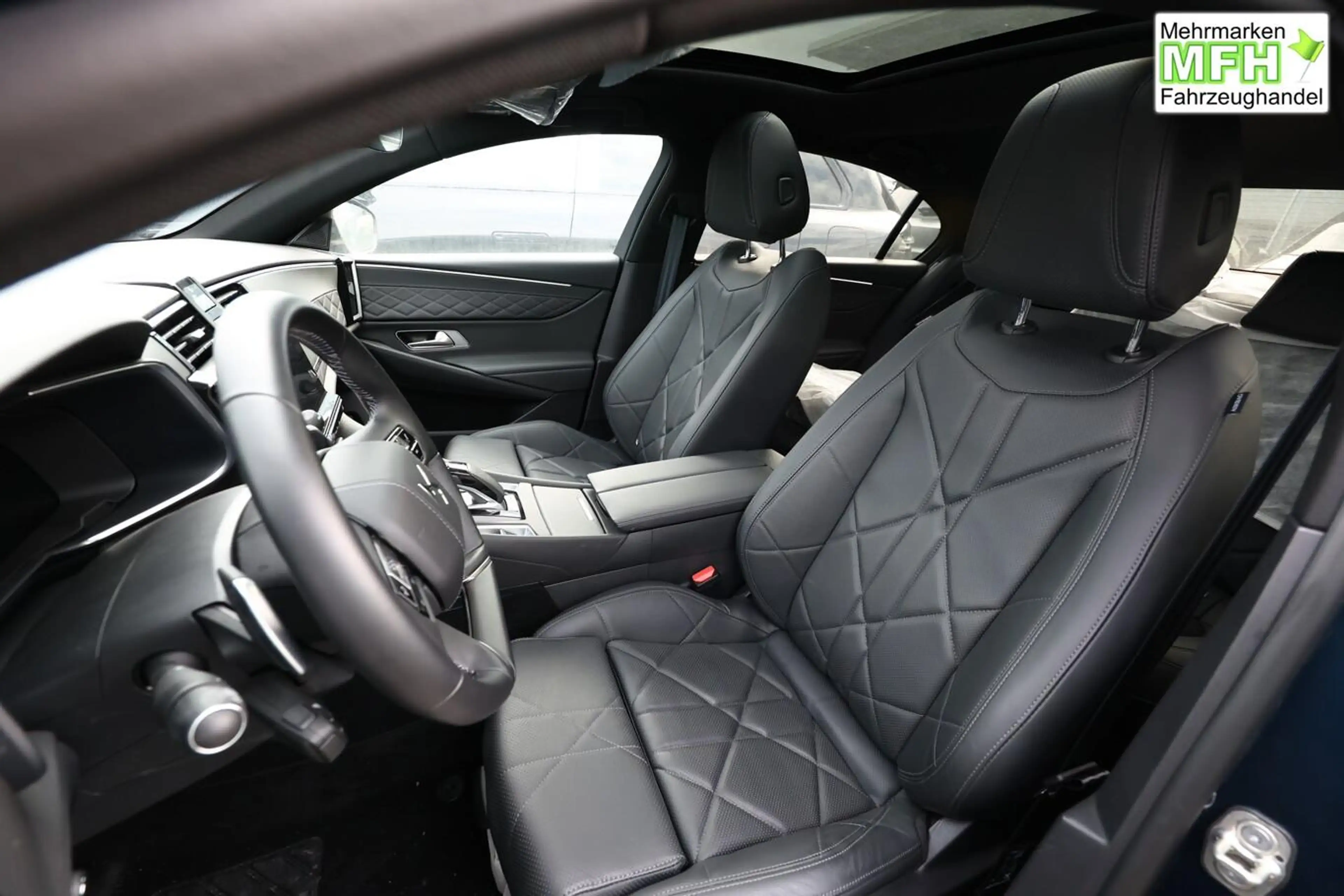 DS Automobiles DS 9 Rivoli + 4x4 Rivoli+ NightV SchiebeD Sitzklima ... — photo 5