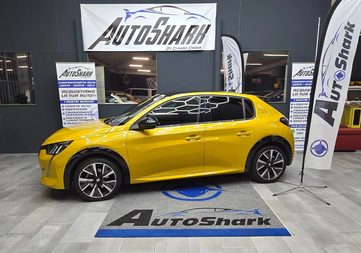 Peugeot 208 208 II 2019 1.2 puretech GT Pack s Oro - 1