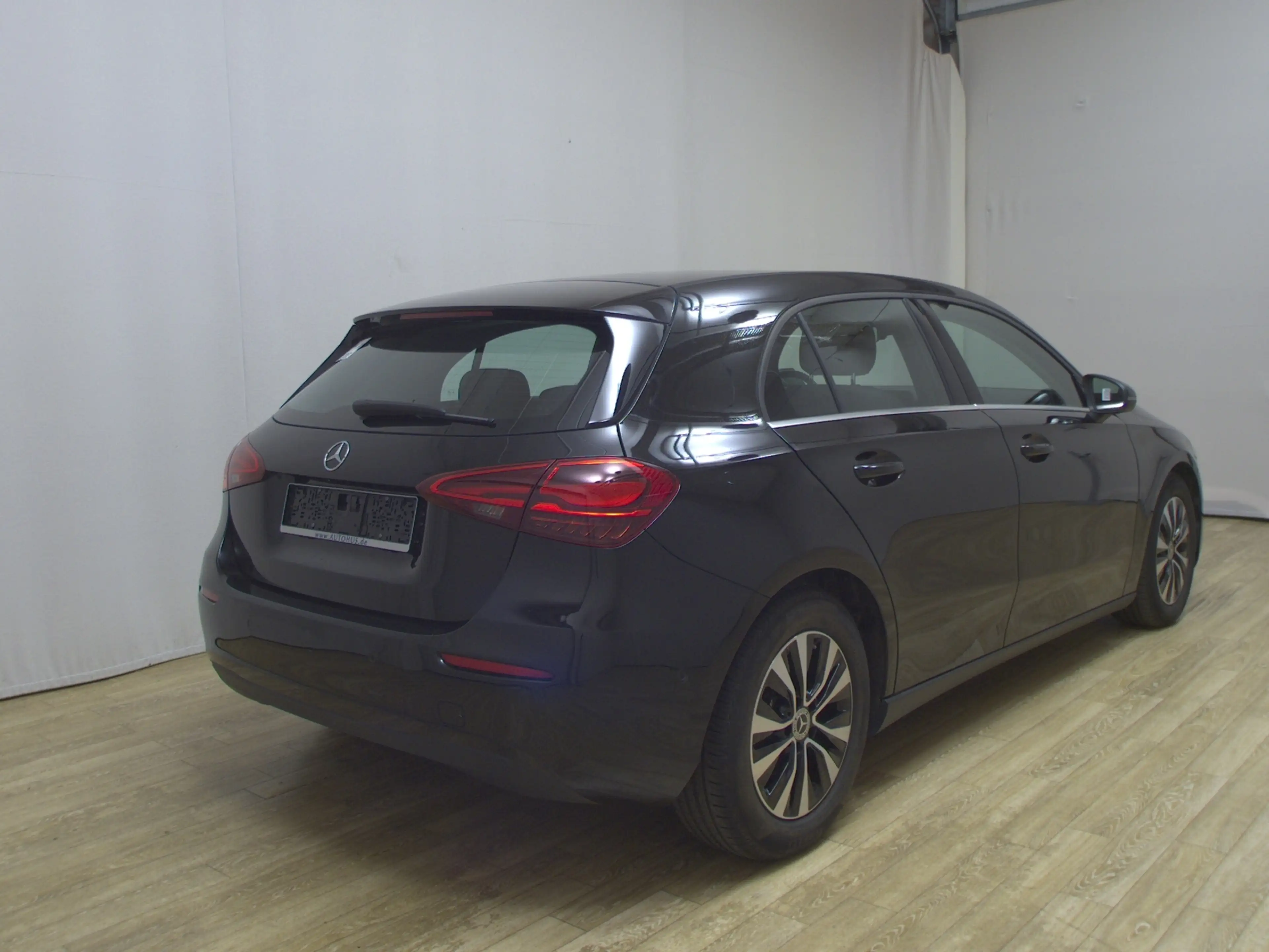 Mercedes-Benz A 200 A 200 T-LEDER NAVI KLIMA RADIO MFL SHZ VC PDC LED RFK MBUX — photo 4