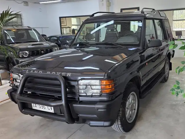 Land Rover Discovery Discovery 5p 2.5 tdi Luxury auto