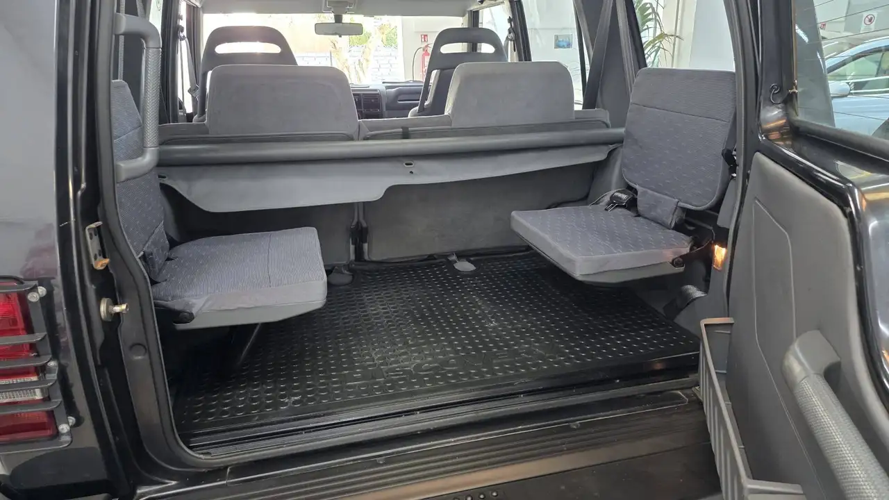 Land Rover Discovery 5p 2.5 tdi Luxury auto, foto 12