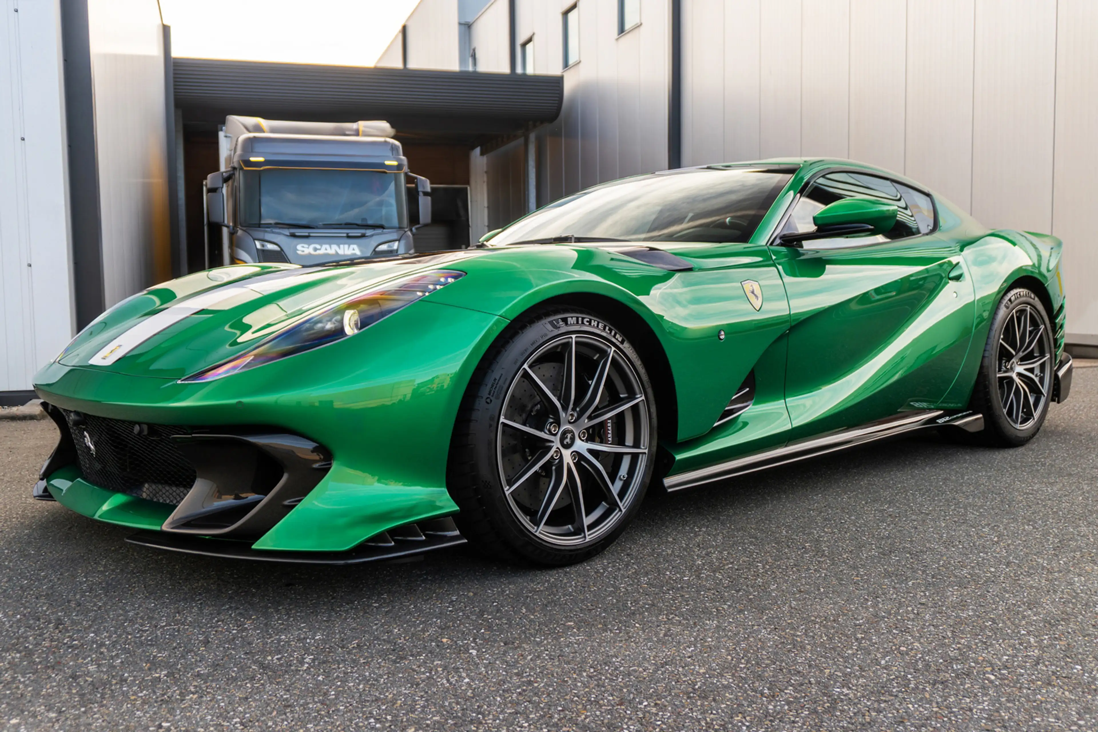 Ferrari 812 Competizione - Verde Jewel - Atelier - 1 of 999