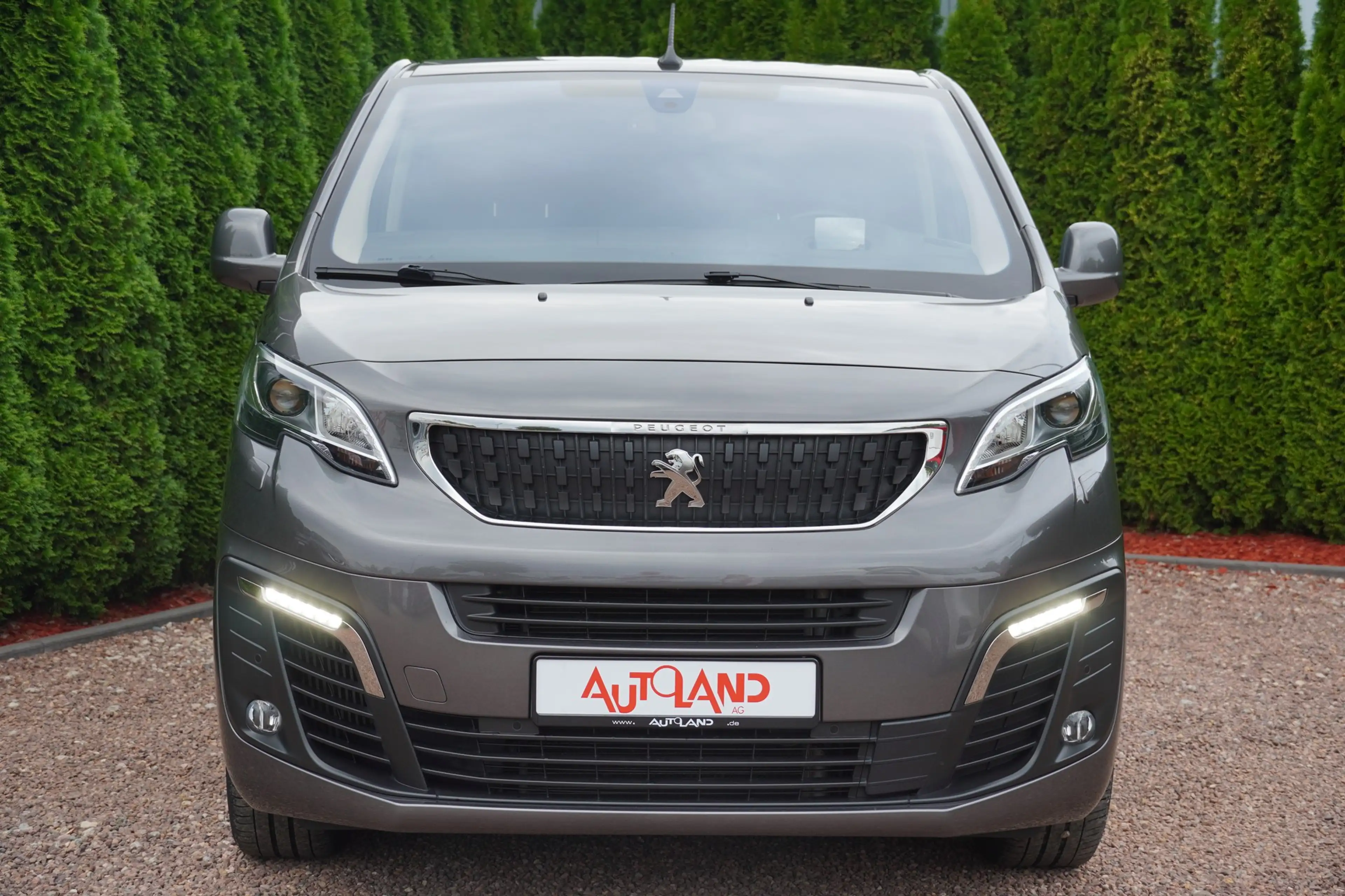 Peugeot Traveller 1.5 Blue-HDi Allure L2 AHK ACC Navi — photo 3