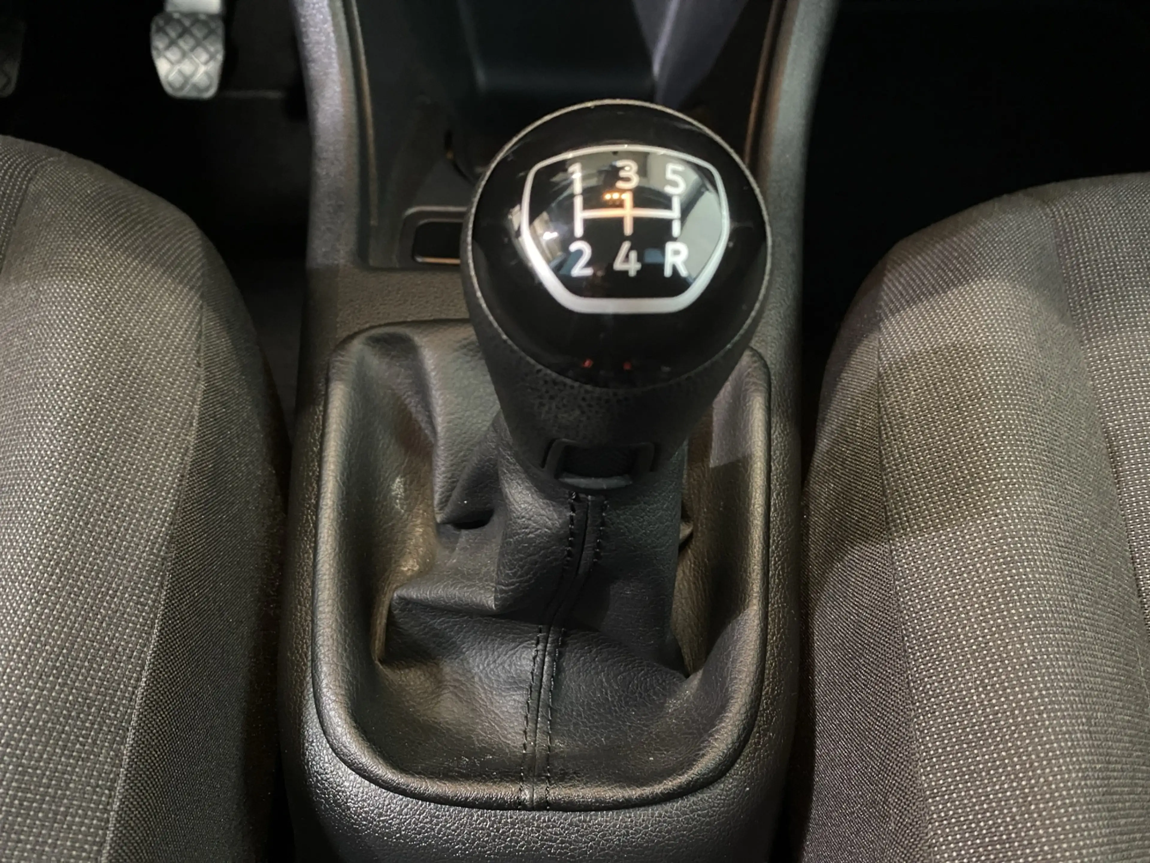 Volkswagen up! 1.0 MPI Move / RFK Einparkhilfe — photo 8