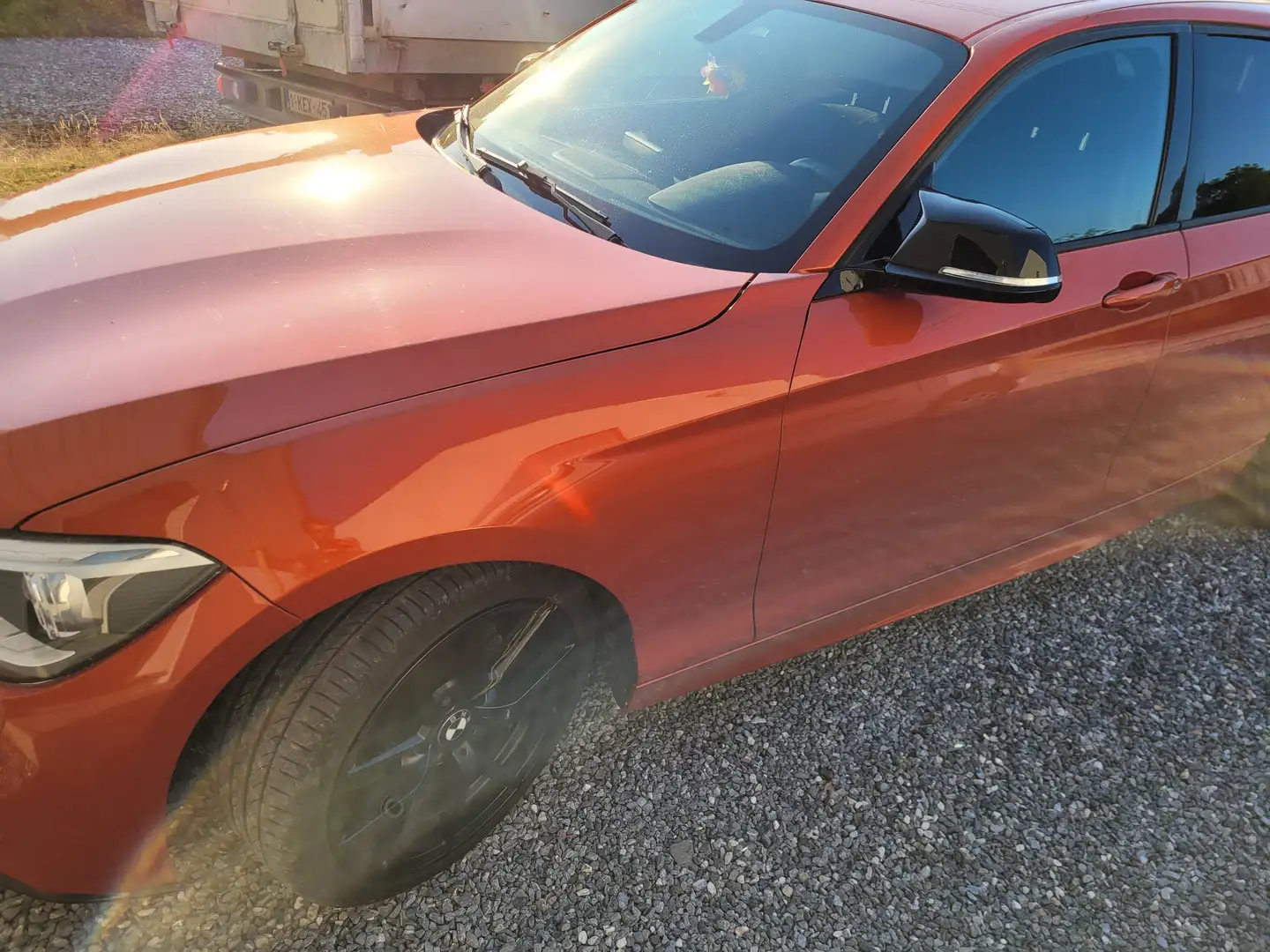 BMW 116 116i Oranje - 1