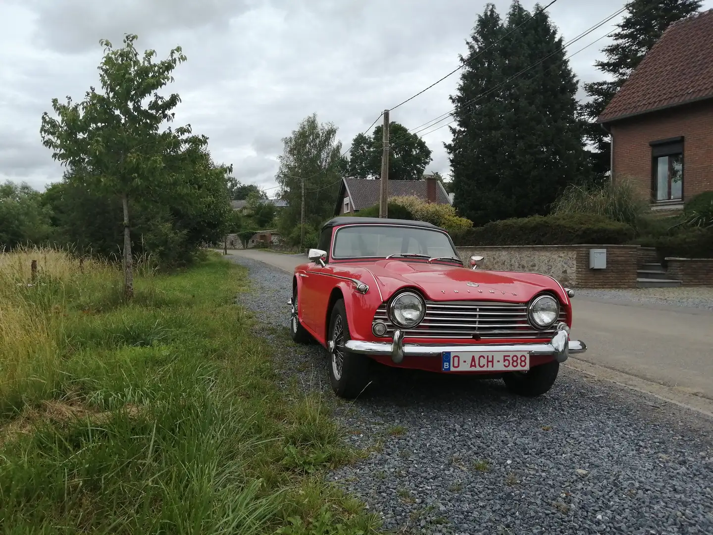 Triumph TR4 Tr4A IRS Rojo - 2