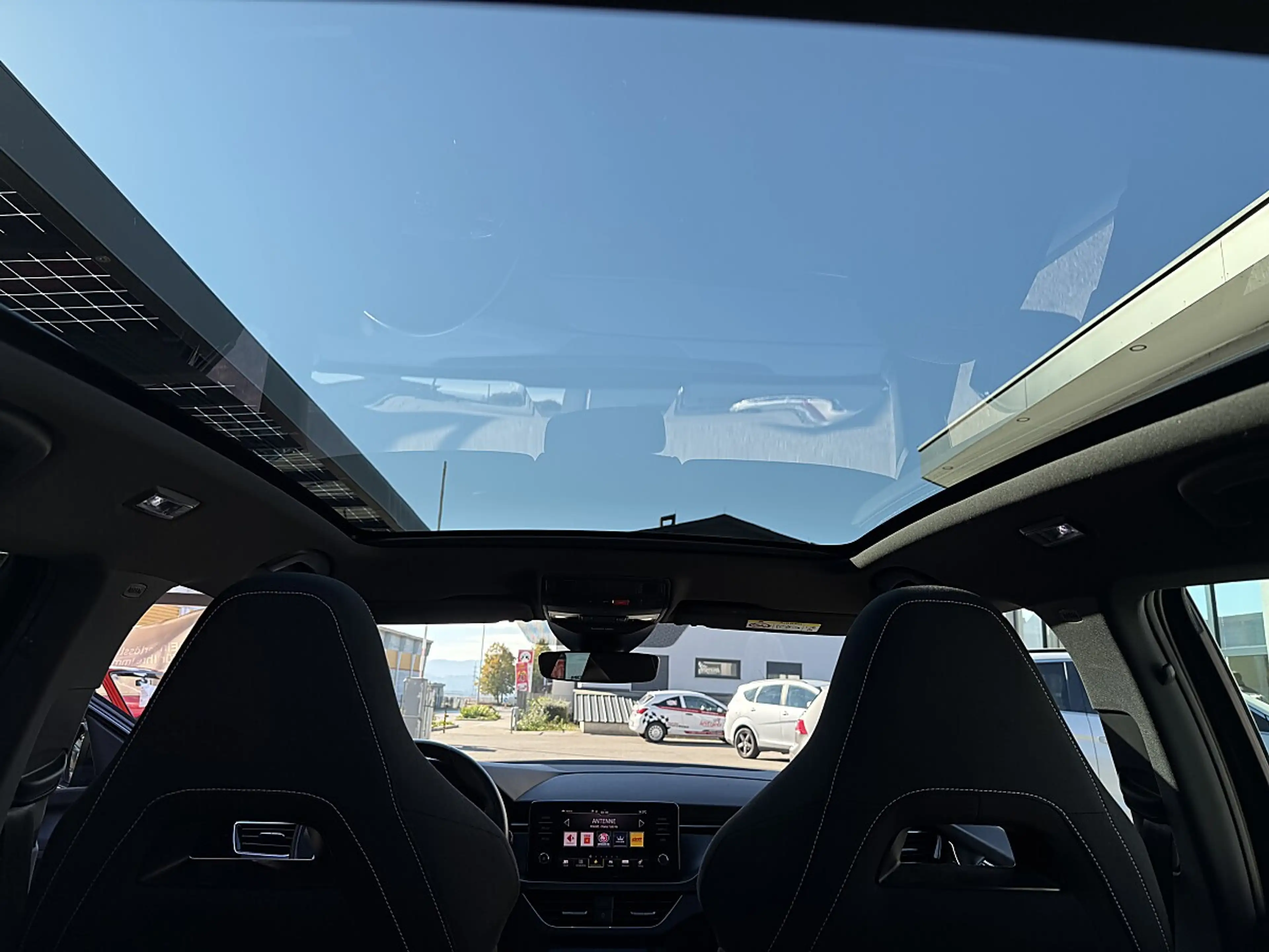 Skoda Kamiq 1.5 TSI Monte Carlo OPF (EURO 6d) — photo 10