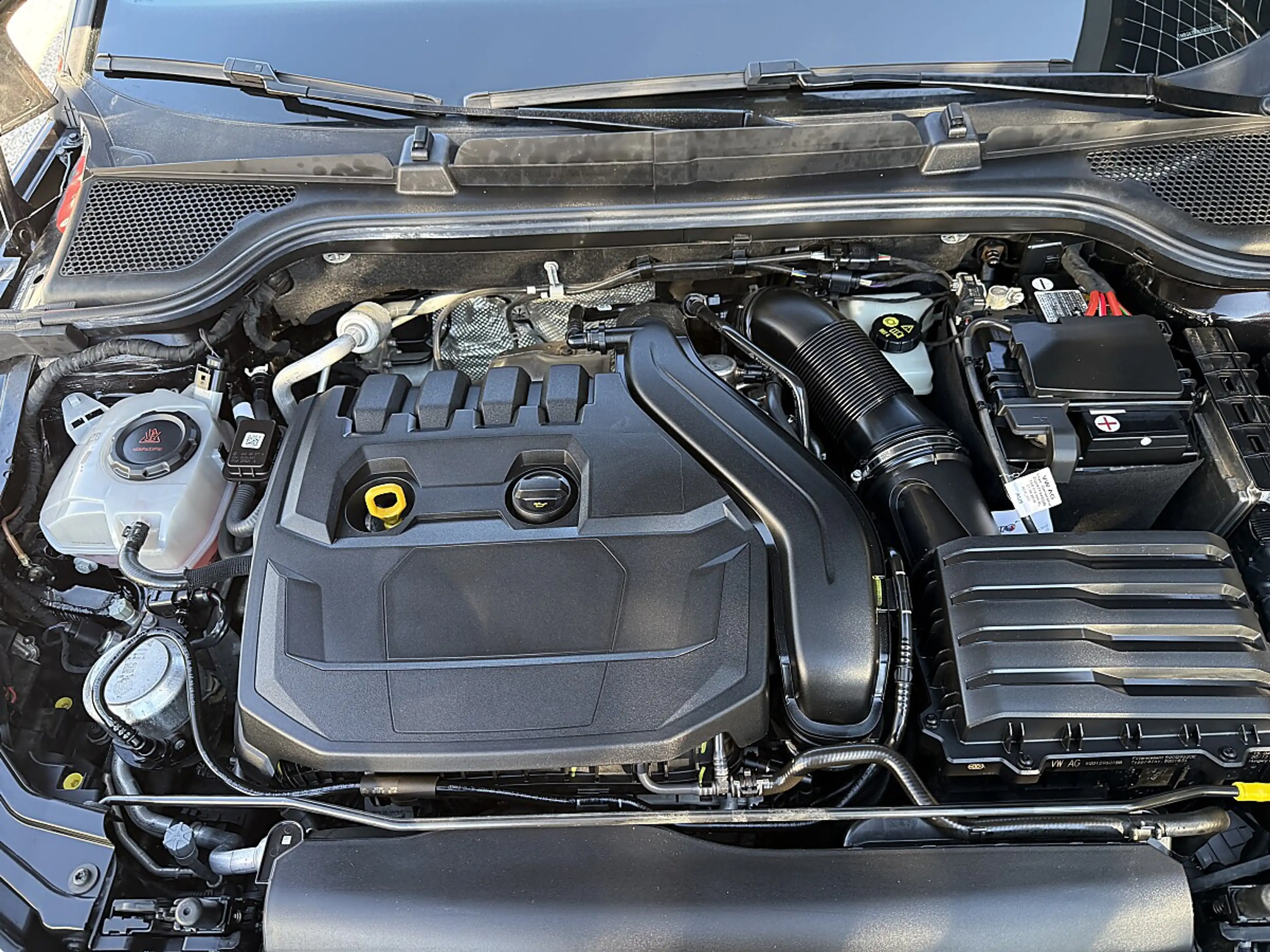 Skoda Kamiq 1.5 TSI Monte Carlo OPF (EURO 6d) — photo 16