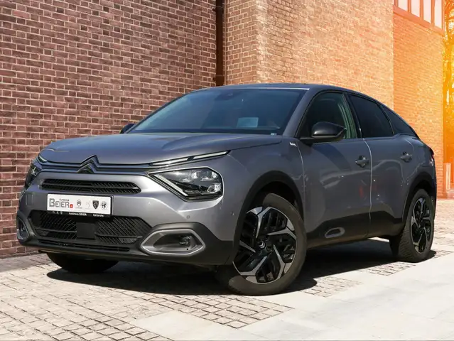 Citroen C4 view 2