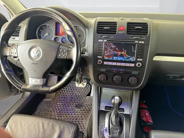 Volkswagen Golf view 15
