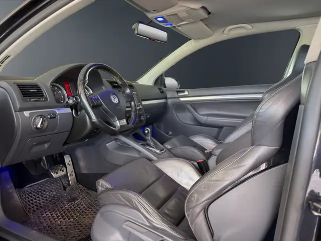 Volkswagen Golf view 10