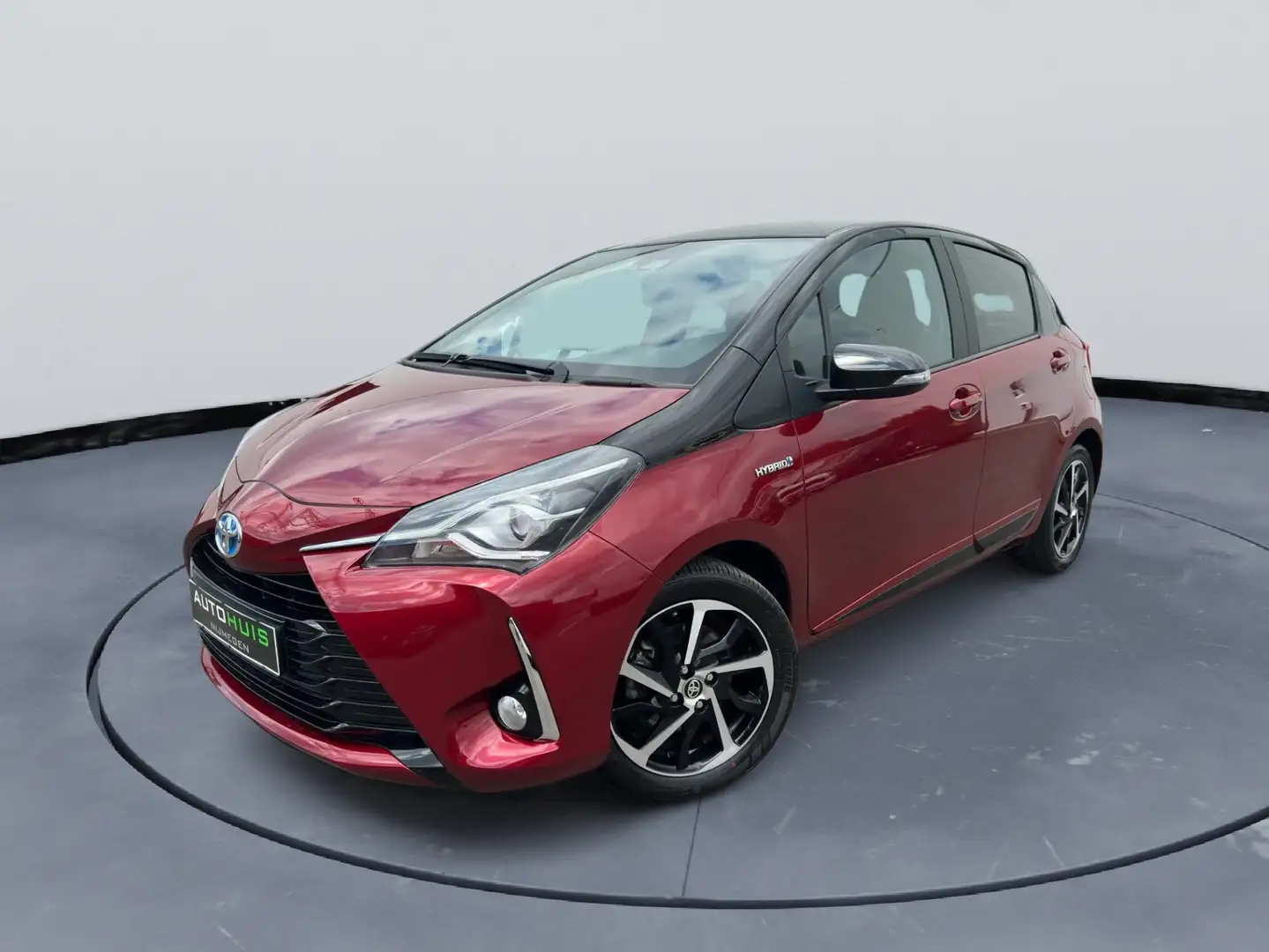 Toyota Yaris 1.5 Hybrid Dynamic Bi-Tone Stoelverwaming camera C Rood - 2