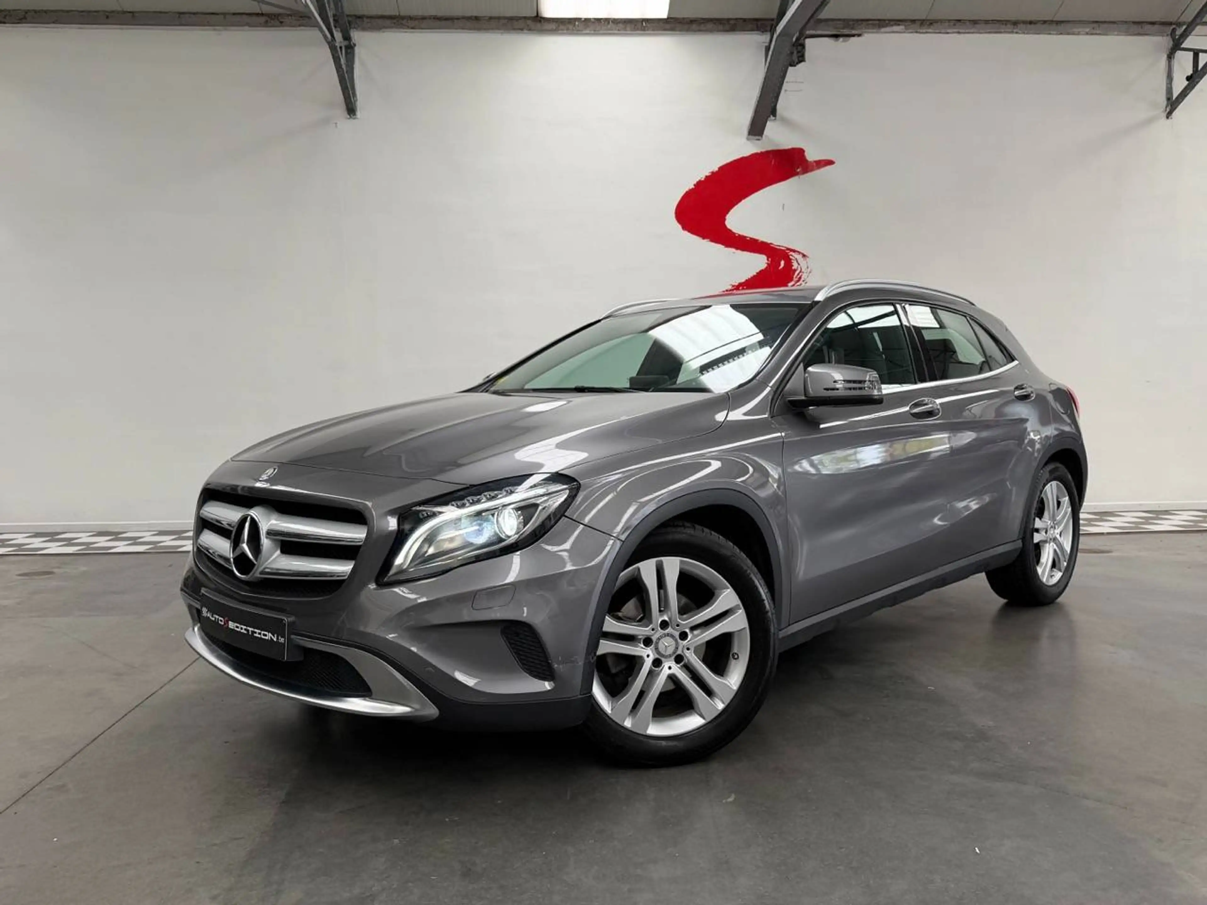 Mercedes-Benz GLA 180 GLA 180 d