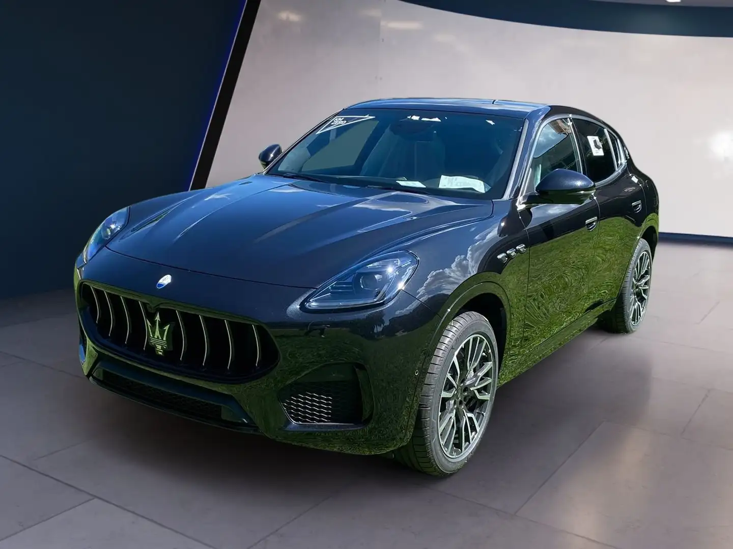 Maserati Grecale 2.0 mhev 300cv auto Noir - 1