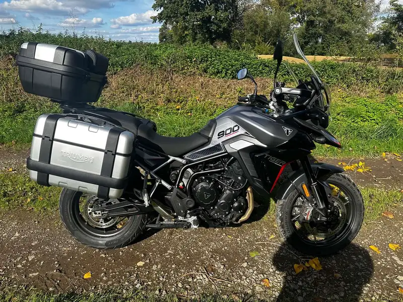 Triumph Tiger 900 - foto 7