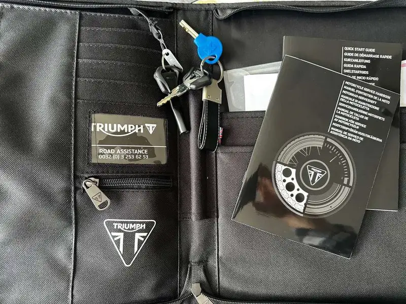 Triumph Tiger 900 - foto 5