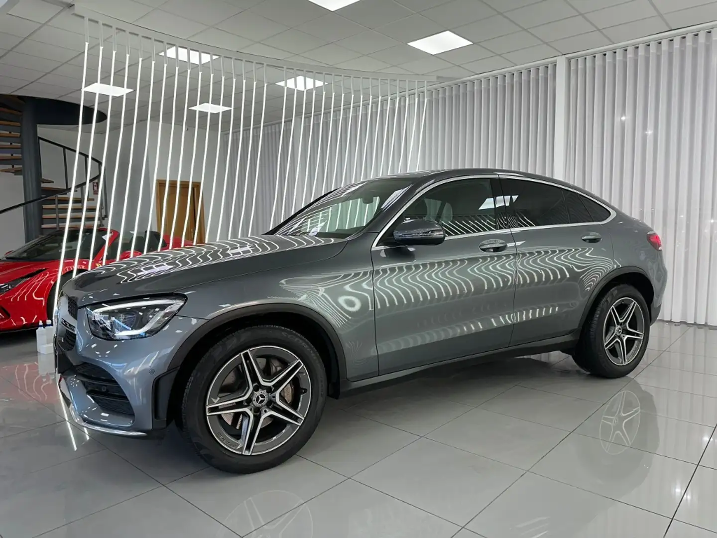 Mercedes-Benz GLC 200 Coupé 200d 4Matic 9G-Tronic Gris - 2