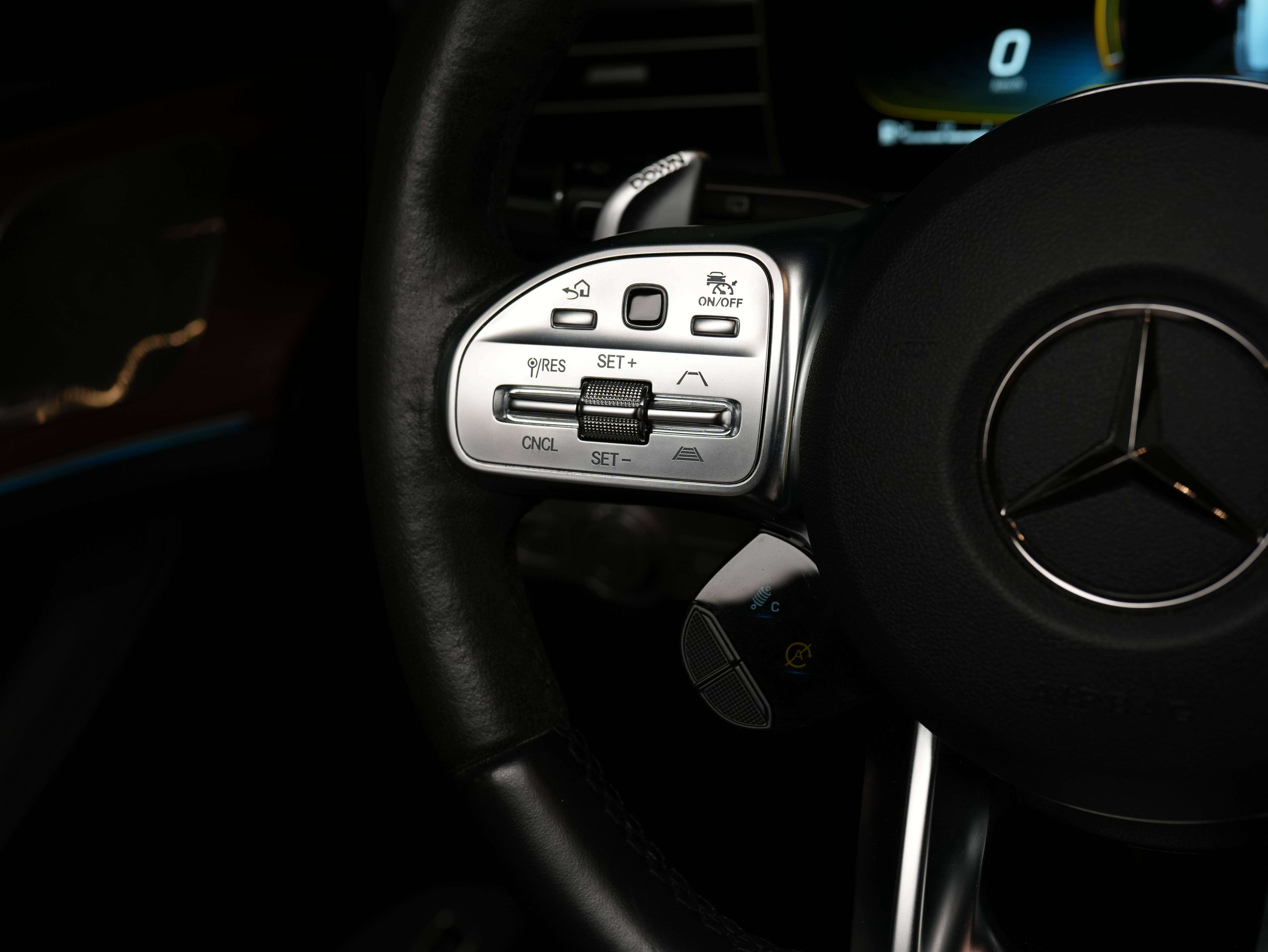 used 2022 Mercedes-Benz GLE car, priced at $64,900