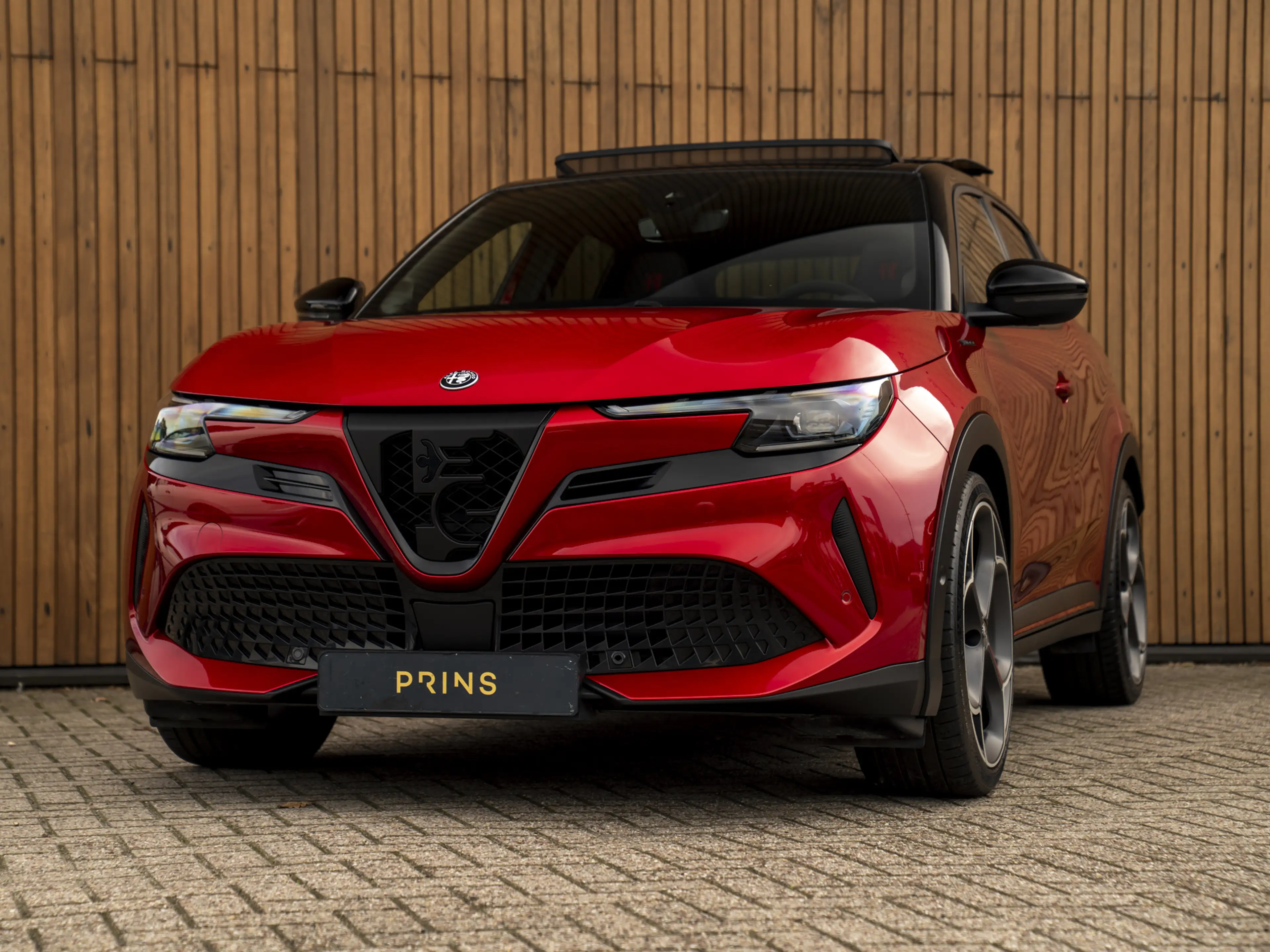Alfa Romeo Junior Elettrica Veloce 54 kWh | Corsa stoelen | Pano-dak — photo 10