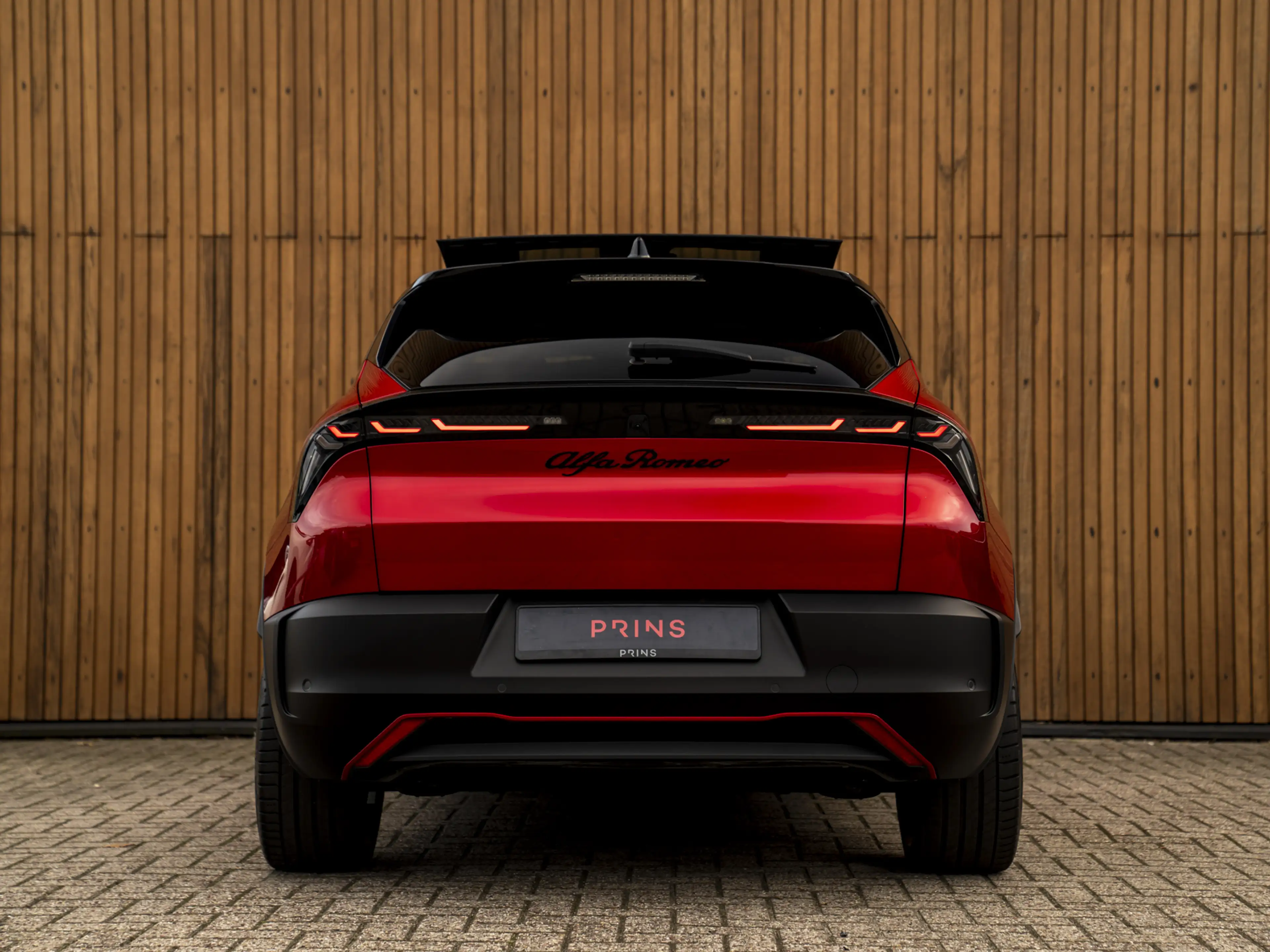 Alfa Romeo Junior Elettrica Veloce 54 kWh | Corsa stoelen | Pano-dak — photo 5