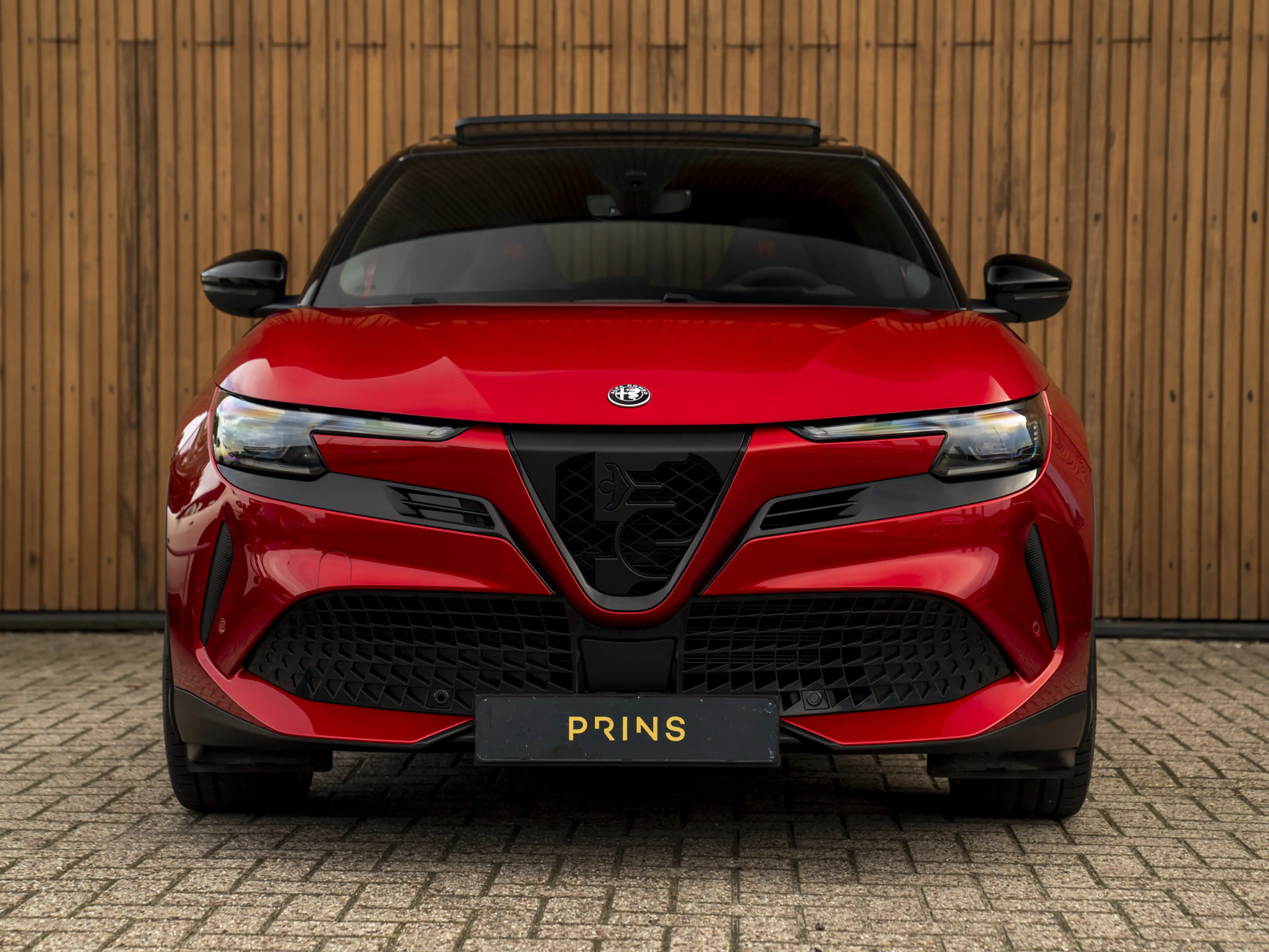 Alfa Romeo Junior Elettrica Veloce 54 kWh | Corsa stoelen | Pano-dak — photo 2