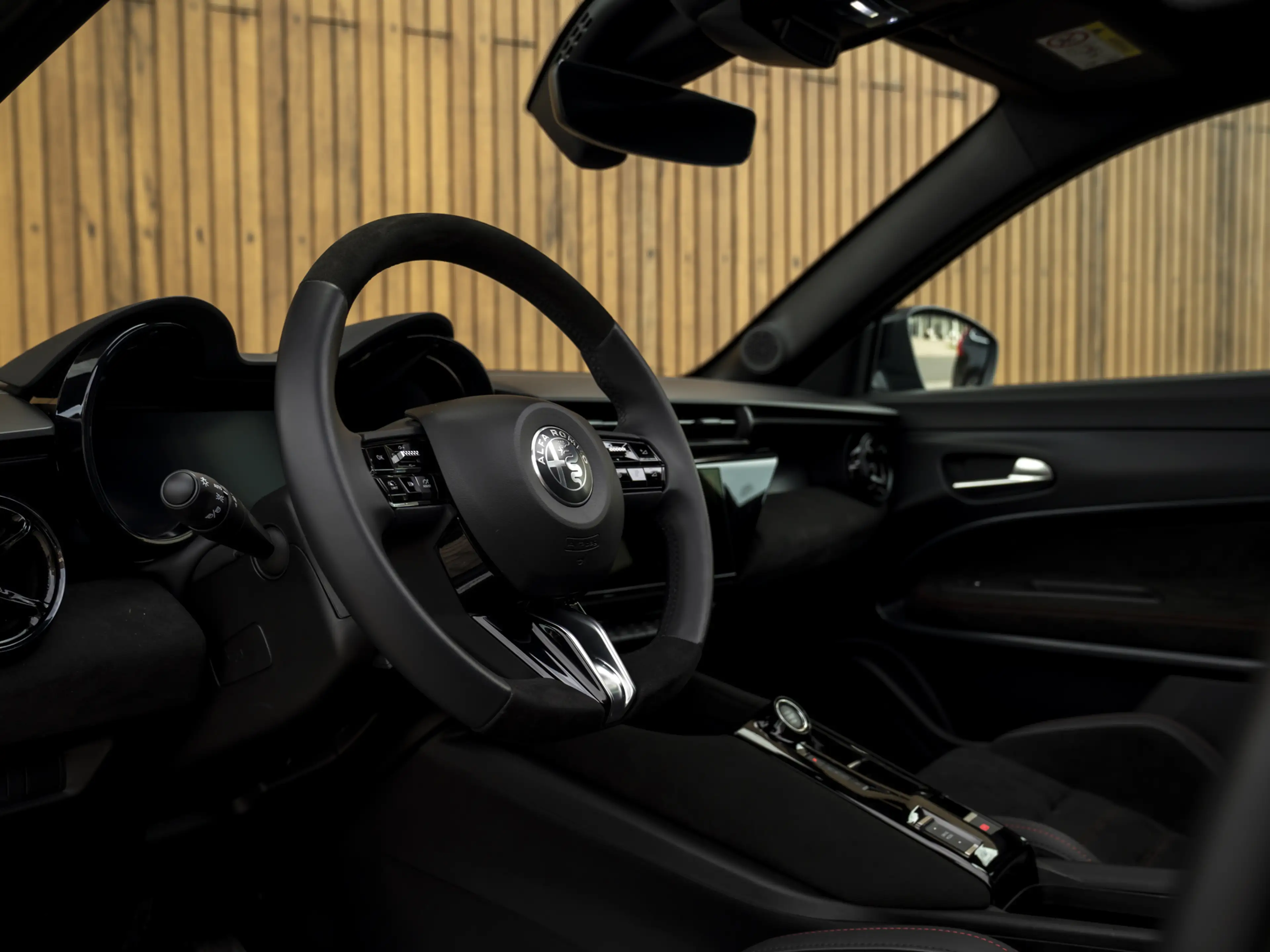 Alfa Romeo Junior Elettrica Veloce 54 kWh | Corsa stoelen | Pano-dak — photo 7
