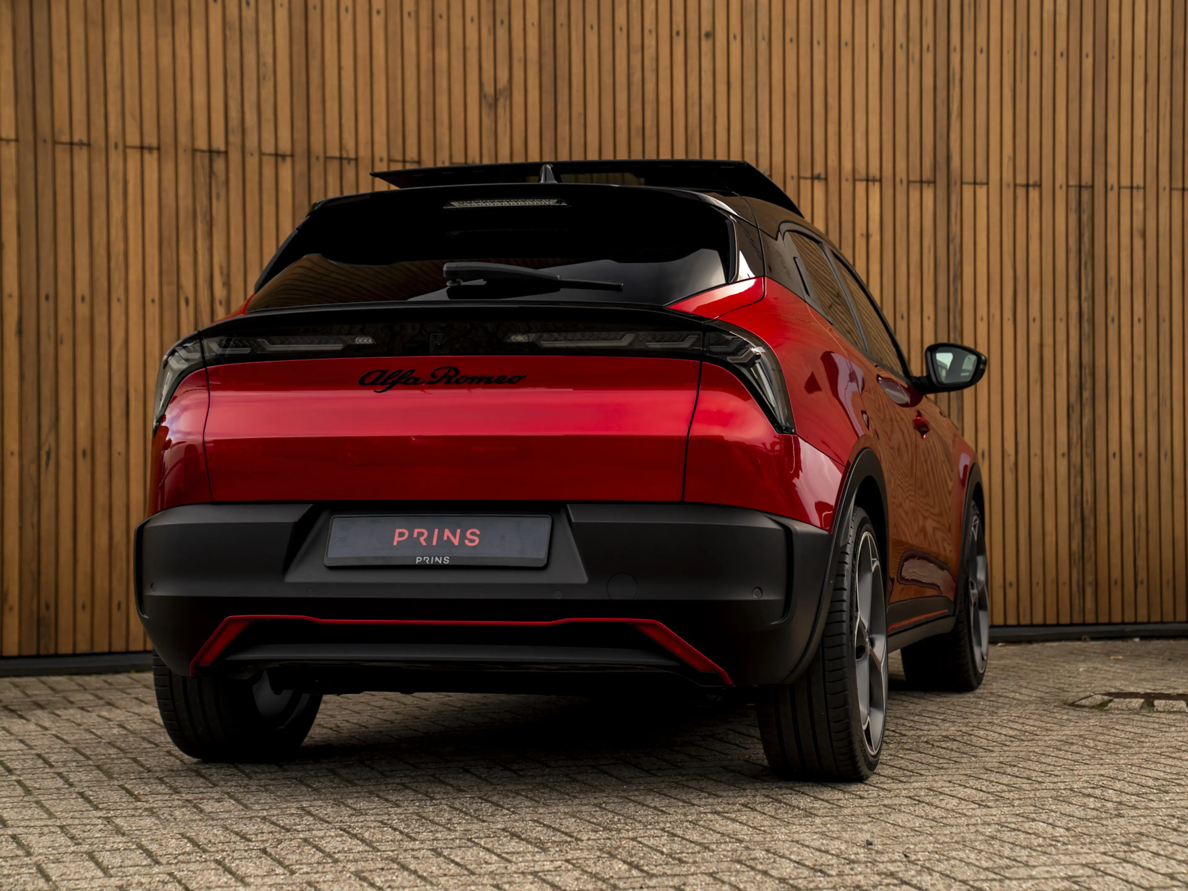 Alfa Romeo Junior Elettrica Veloce 54 kWh | Corsa stoelen | Pano-dak — photo 22