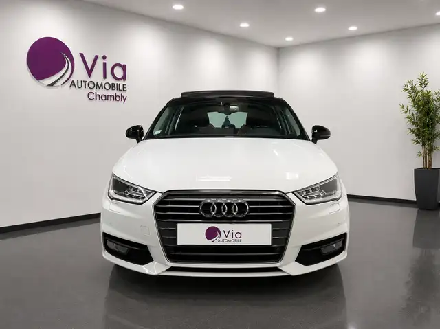 Audi A1 view 2