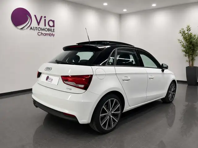 Audi A1 view 6