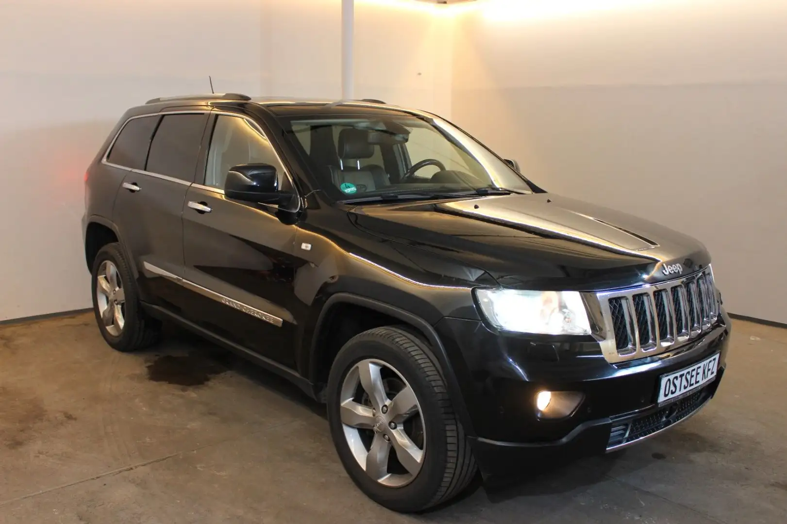 Jeep Grand Cherokee 3.6 V6 Overland Voll aus 1 Hand. Schwarz - 1