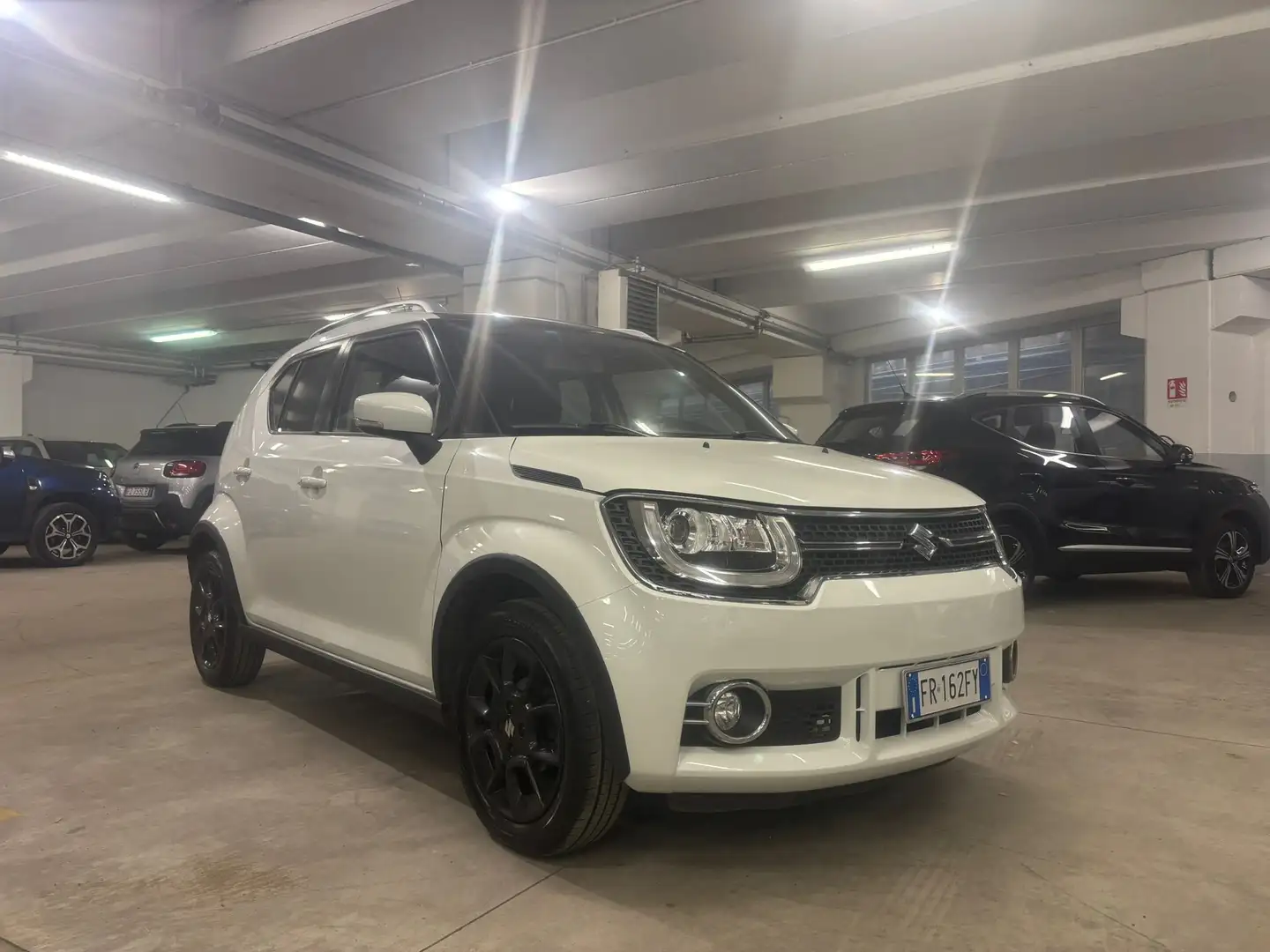Suzuki Ignis 1.2 dualjet iTop 2wd ags Bianco - 1