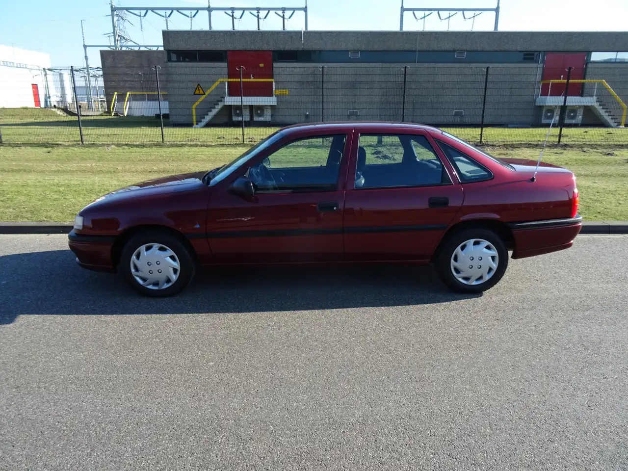 Opel Vectra 1.8i GL Automaat, foto 2