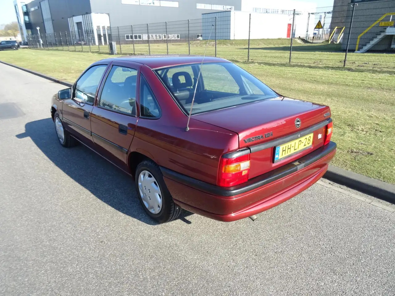 Opel Vectra 1.8i GL Automaat, foto 3