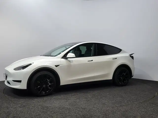 Tesla Model Y RWD ~ Led ~ Warmtepomp ~ Pano ~ Als Nieuw