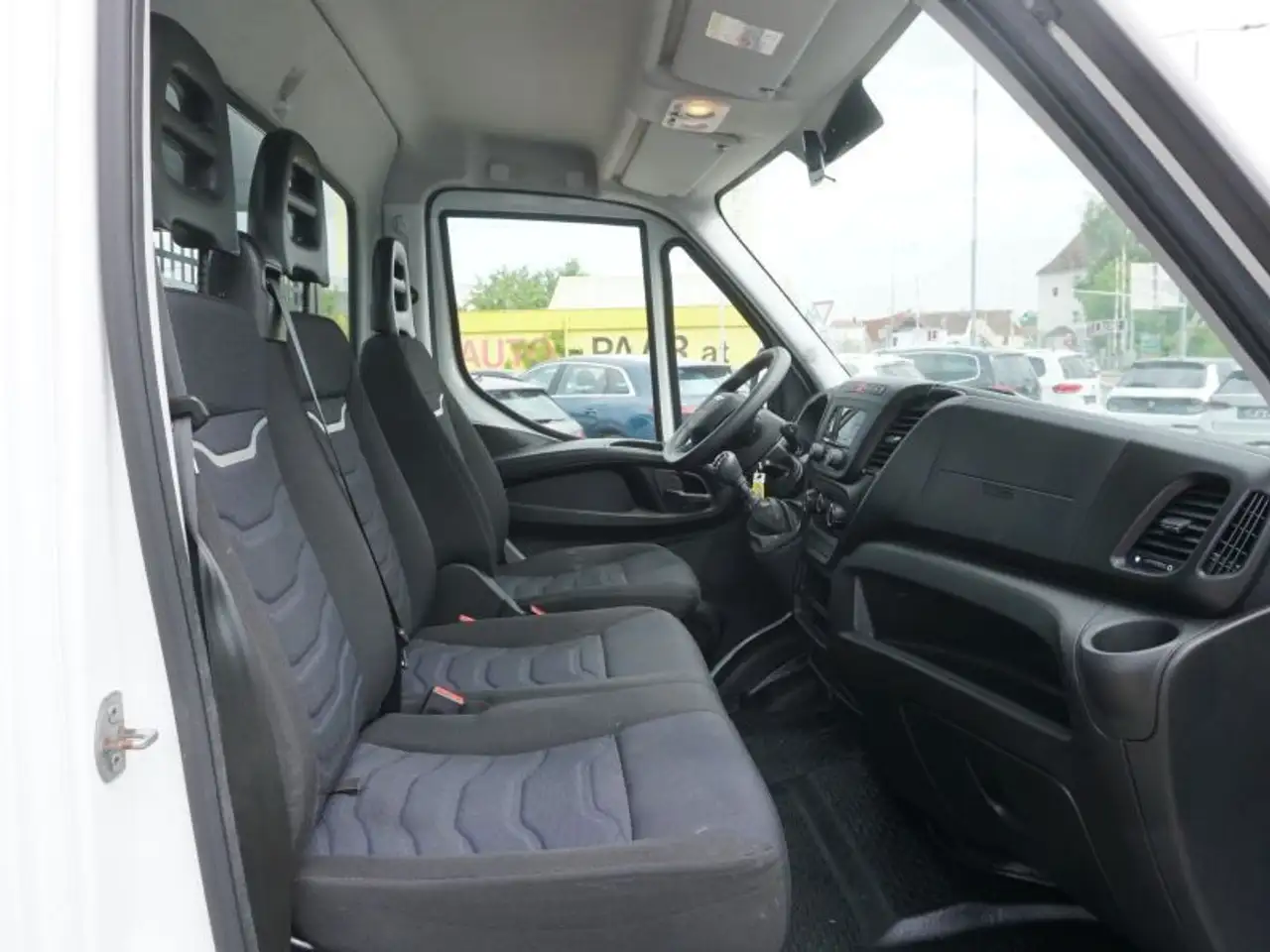 Iveco Daily 2021 — фото 10