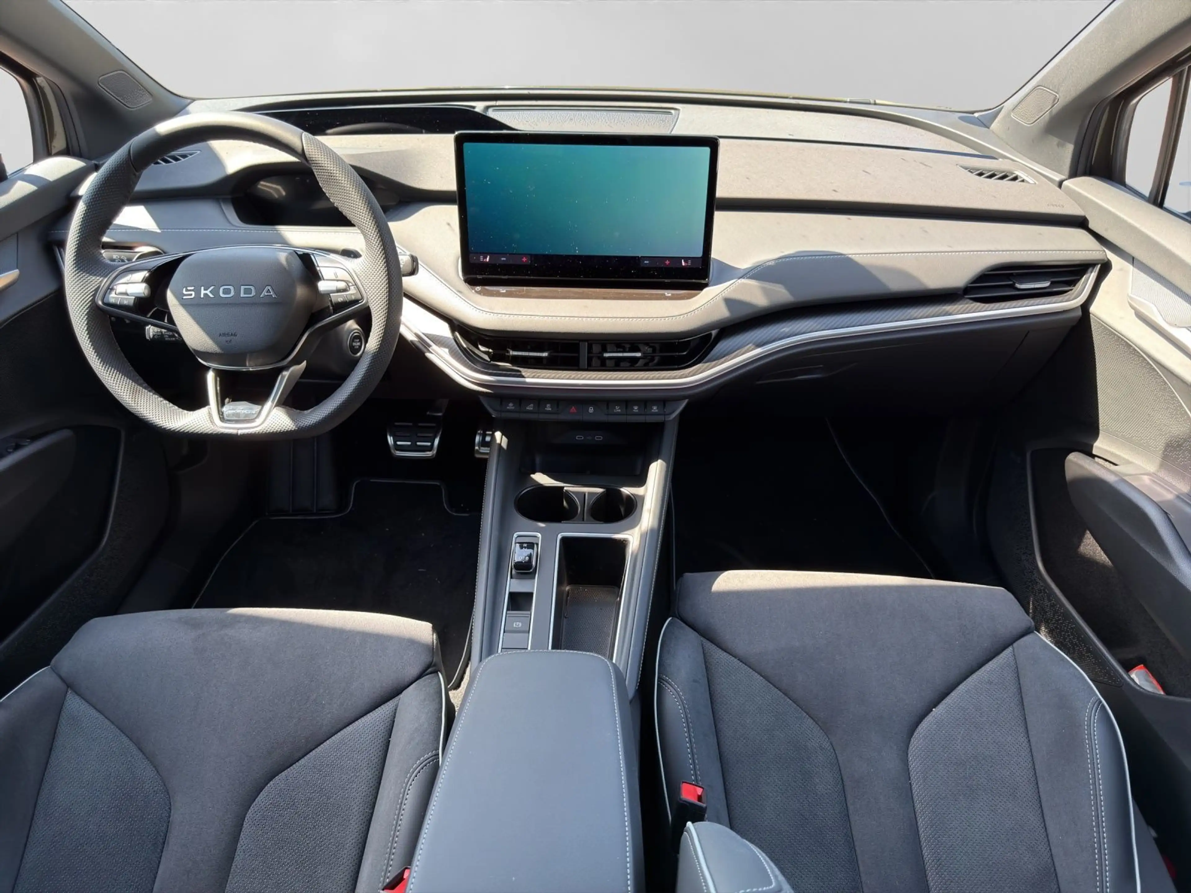 Skoda Enyaq 85 x Sportline AHK PANO MAXX — photo 5