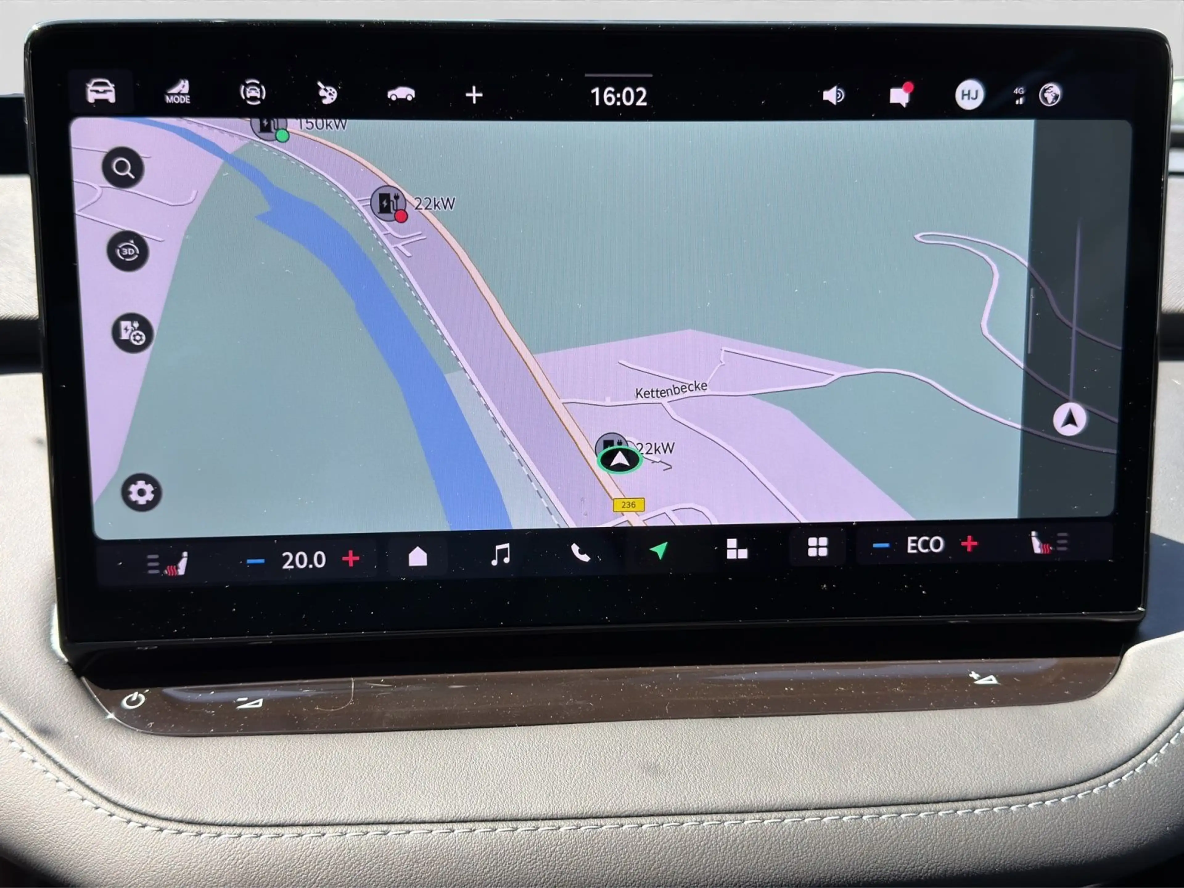 Skoda Enyaq 85 x Sportline AHK PANO MAXX — photo 13